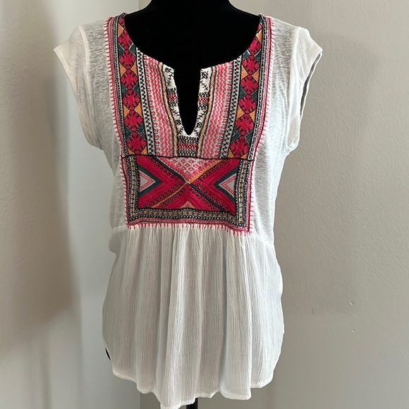 Lucky Brand Tops - Lucky Brand flowy top with embroidery-Small